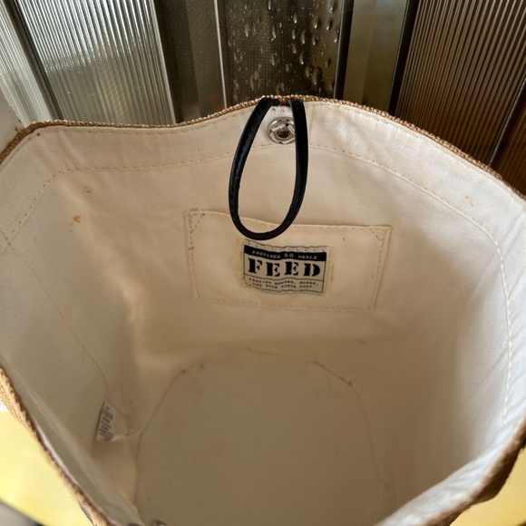 Feed Projects- FEED 50 Burlap Crossbody Bag - Picture 8 of 12